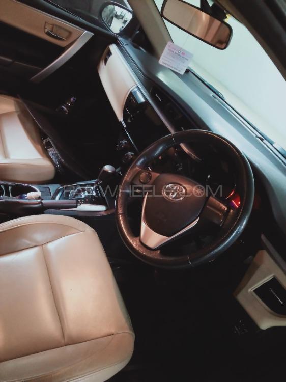 Toyota Corolla 2015 for Sale in Karachi Toyota Corolla 2015 for Sale in Karachi Image-8