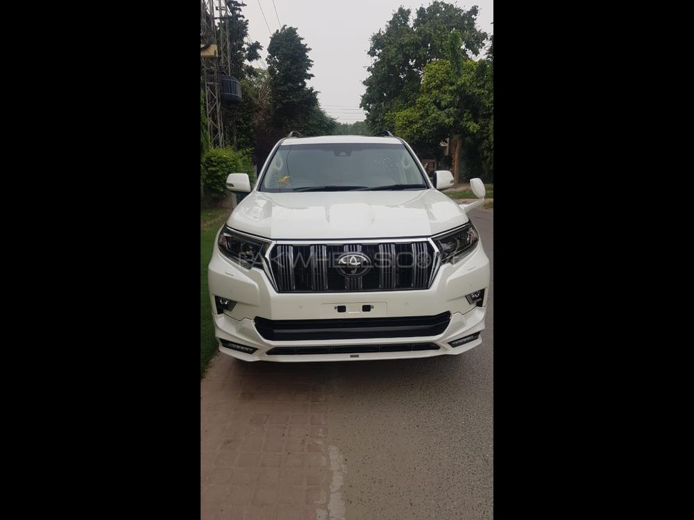 Toyota Prado 2017 for Sale in Lahore Image-1