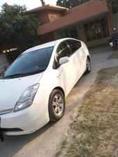 Toyota Prius S 1.5 2009 for Sale in Sialkot
