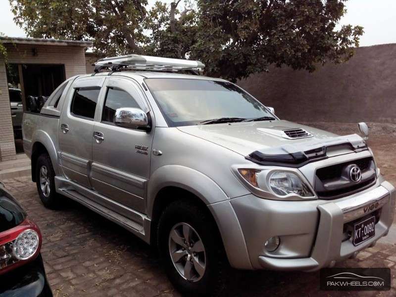 Toyota Hilux 2007 for Sale in Hyderabad Image-1