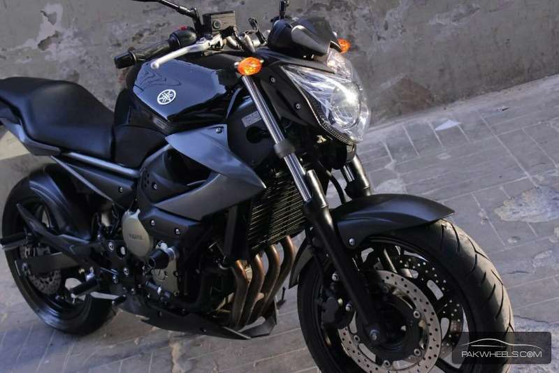 Yamaha xj6s 2011