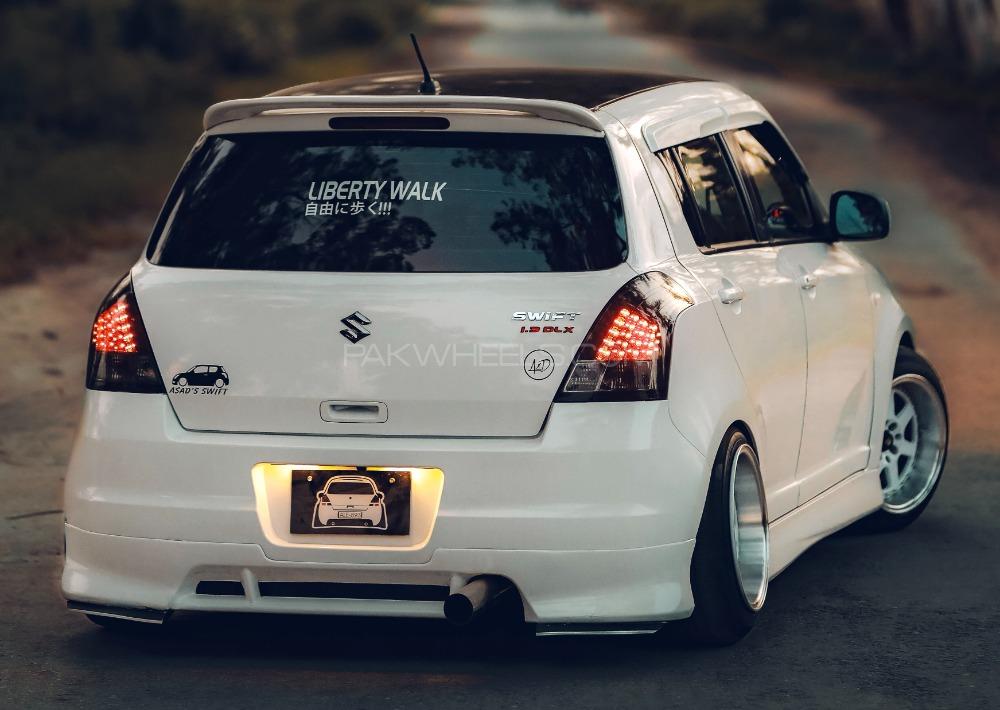 Suzuki Swift - 2018  Image-1