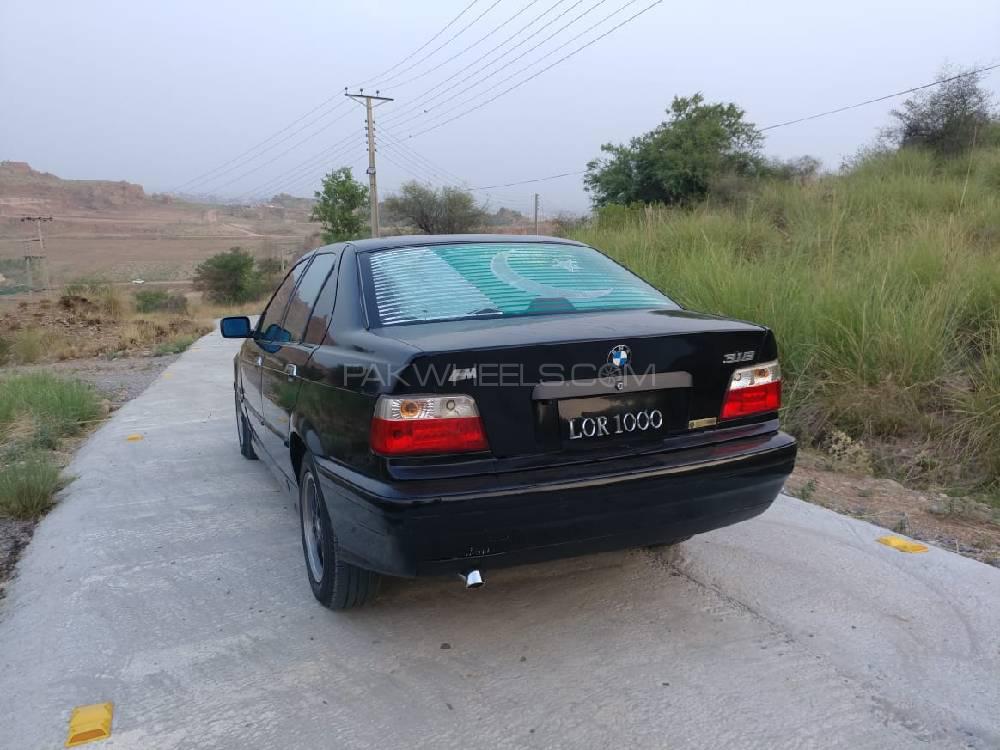 BMW 3 Series 1993 for Sale in Sialkot BMW 3 Series 1993 for Sale in Sialkot Image-4