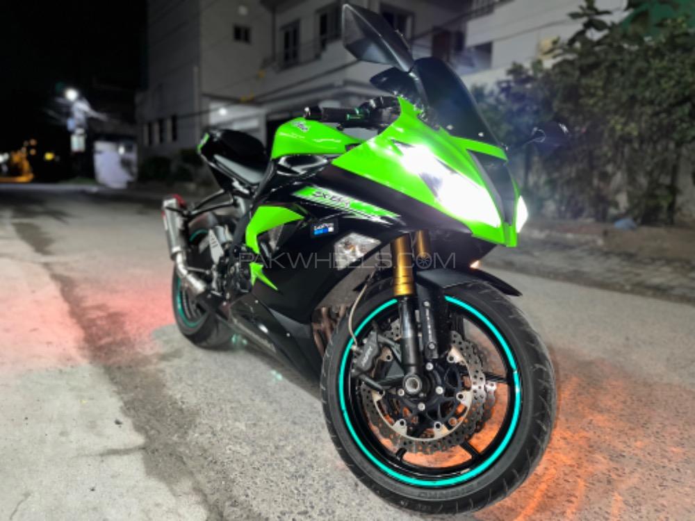 Kawasaki Ninja ZX-6R - 2015  Image-1