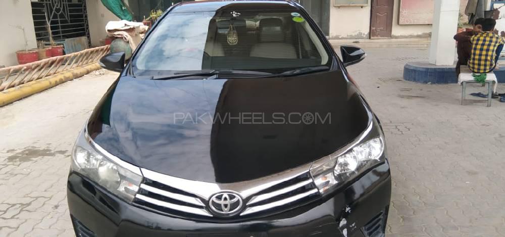 Toyota Corolla 2015 for Sale in Vehari Image-1