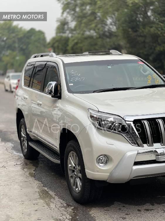 Toyota Prado 2016 for Sale in Lahore Toyota Prado 2016 for Sale in Lahore Image-10