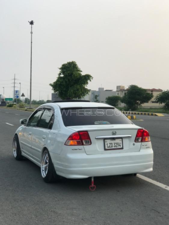 Honda Civic - 2005  Image-1