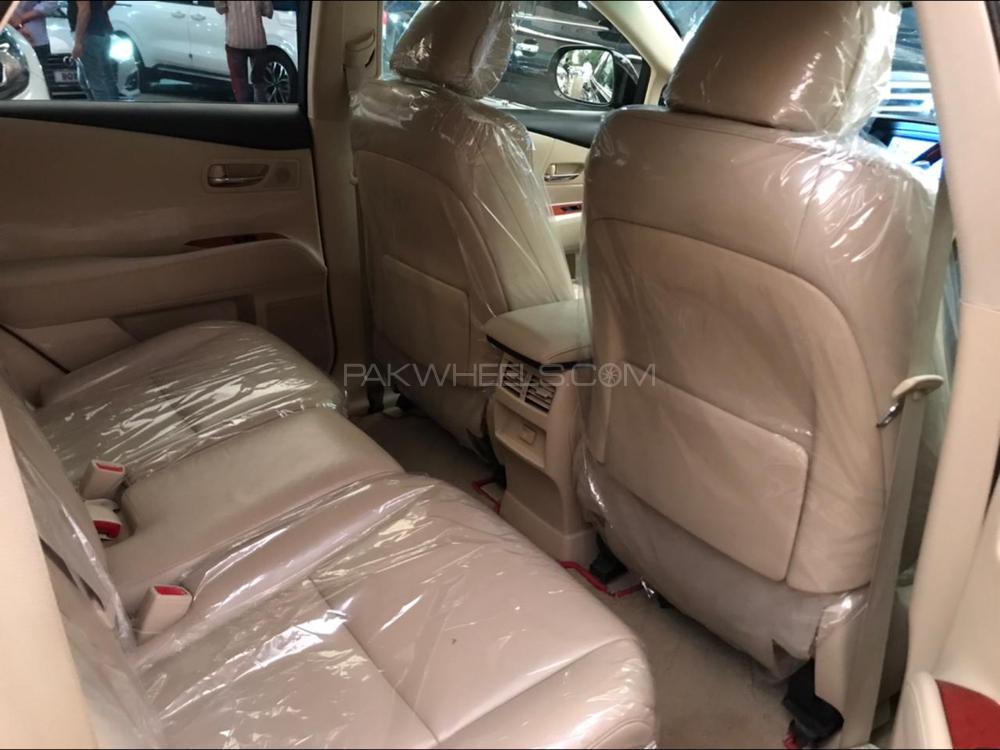 Lexus RX Series 2010 for Sale in Karachi Lexus RX Series 2010 for Sale in Karachi Image-7