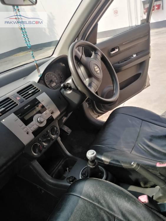 Suzuki Swift 2013 for Sale in Lahore Suzuki Swift 2013 for Sale in Lahore Image-9