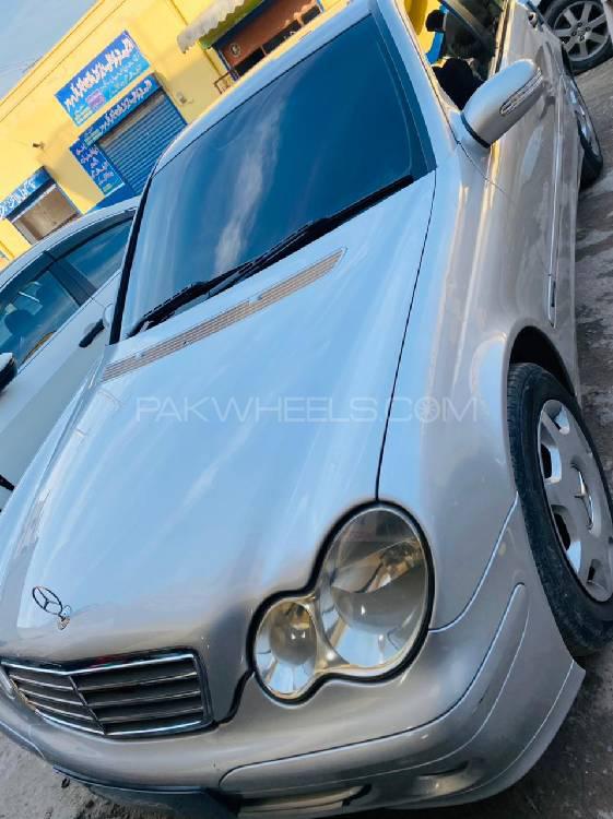 Mercedes Benz C Class 2004 for Sale in Rawalpindi Image-1
