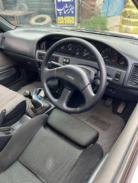 Toyota Sprinter - 1988