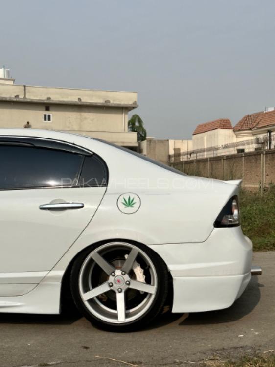 ہونڈا سوک - 2010  ہونڈا سوک - 2010  Image-4