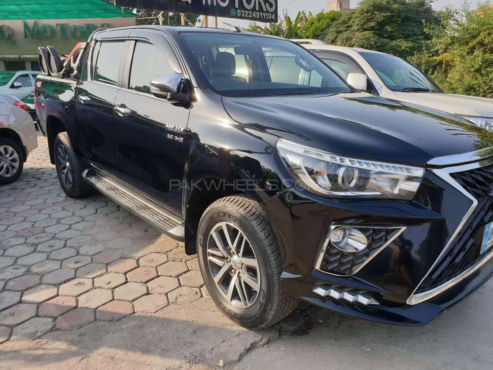 Toyota Hilux 2020 for Sale in Lahore Toyota Hilux 2020 for Sale in Lahore Image-3