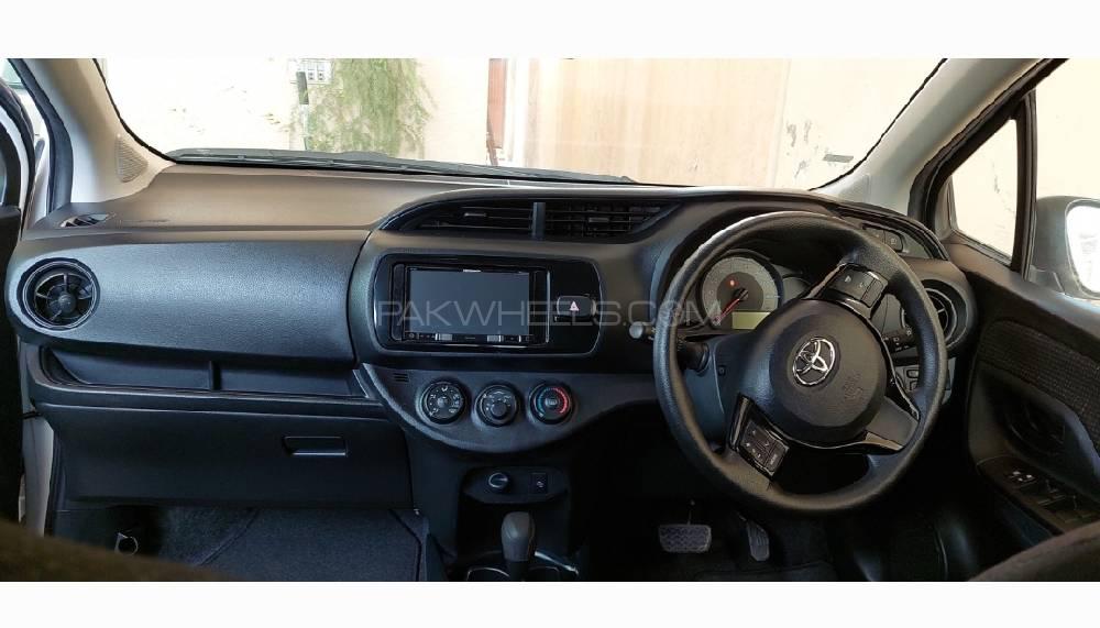 Toyota Vitz 2018 for Sale in Multan Toyota Vitz 2018 for Sale in Multan Image-4