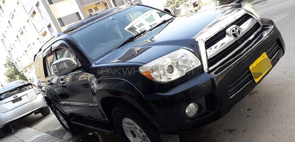 Toyota Surf 2009 for Sale in Karachi Image-1
