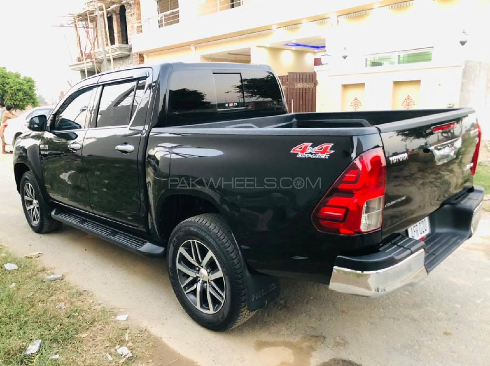 Toyota Hilux 2020 for Sale in Lahore Image-1