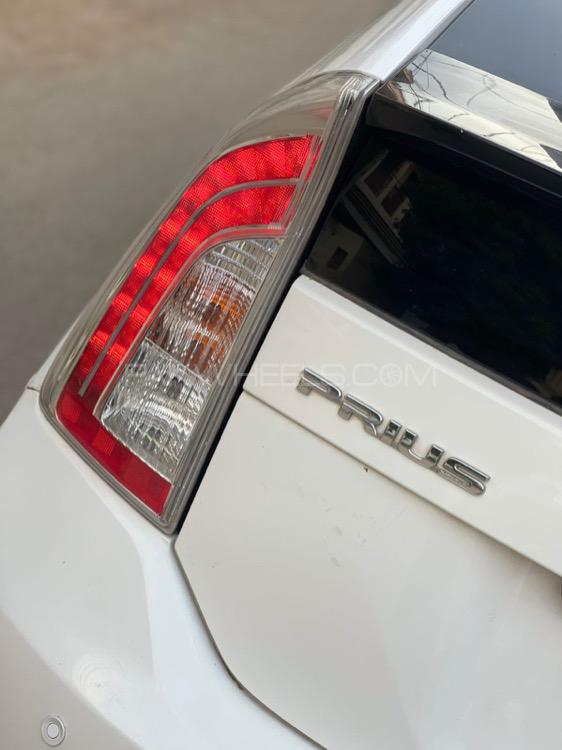 Toyota Prius 2013 for Sale in Karachi Toyota Prius 2013 for Sale in Karachi Image-6