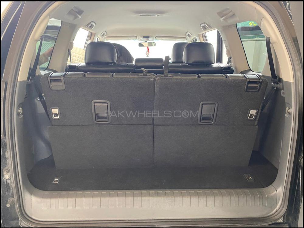 Toyota Prado 2012 for Sale in Lahore Toyota Prado 2012 for Sale in Lahore Image-6