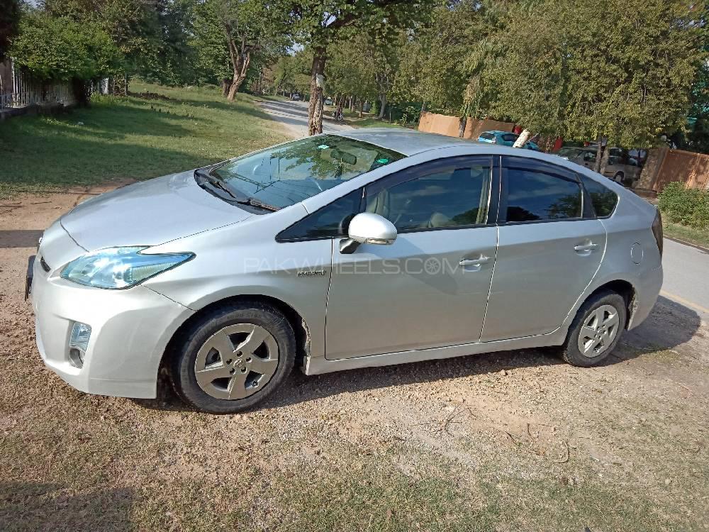 Toyota Prius Alpha 2011 for Sale in Islamabad Toyota Prius Alpha 2011 for Sale in Islamabad Image-14
