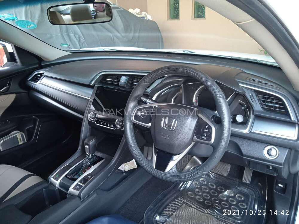 Honda Civic 2017 for Sale in Lahore Honda Civic 2017 for Sale in Lahore Image-8