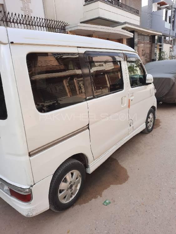 Daihatsu Atrai Wagon 2017 for Sale in Karachi Image-1