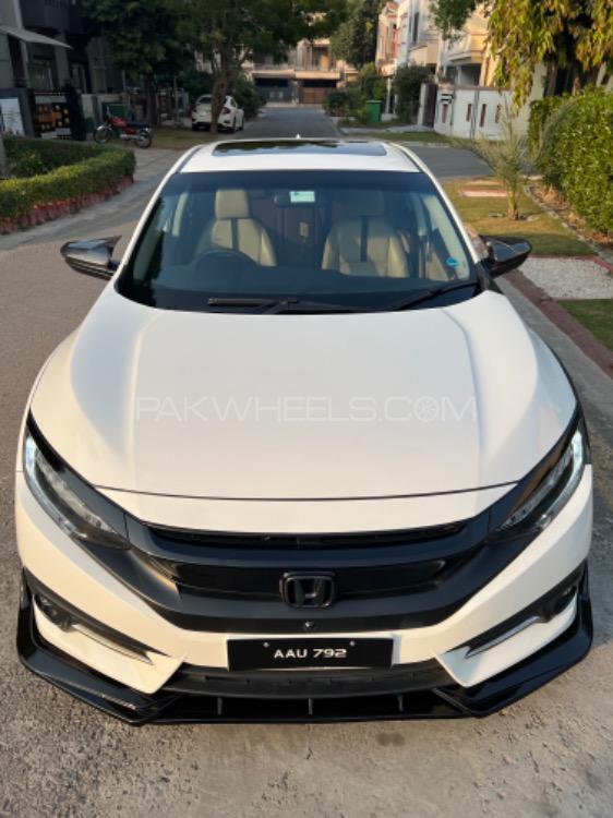 Honda Civic - 2020  Image-1