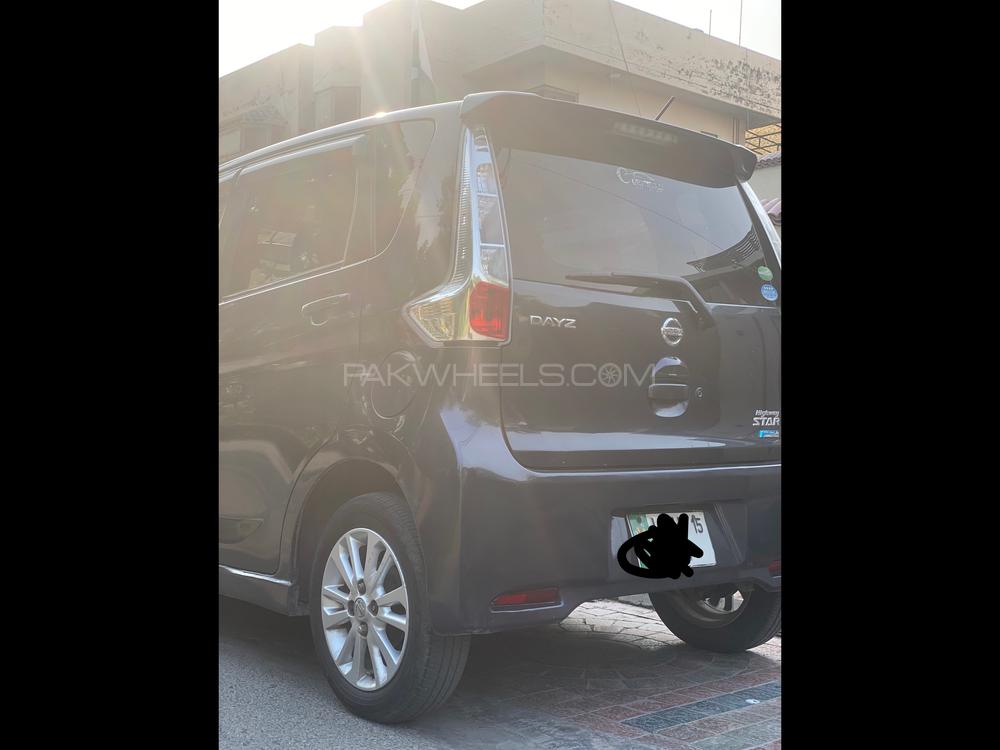Nissan Dayz Highway Star 2013 for Sale in Lahore Nissan Dayz Highway Star 2013 for Sale in Lahore Image-3