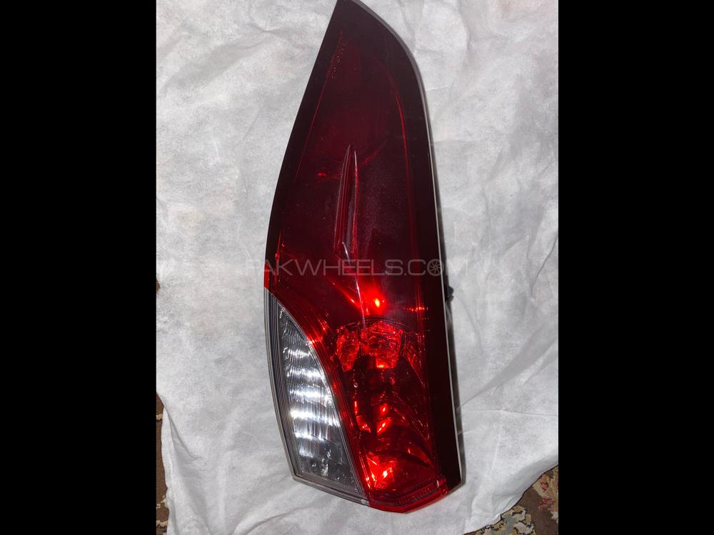 Toyota Corolla Japan tail light Image-1