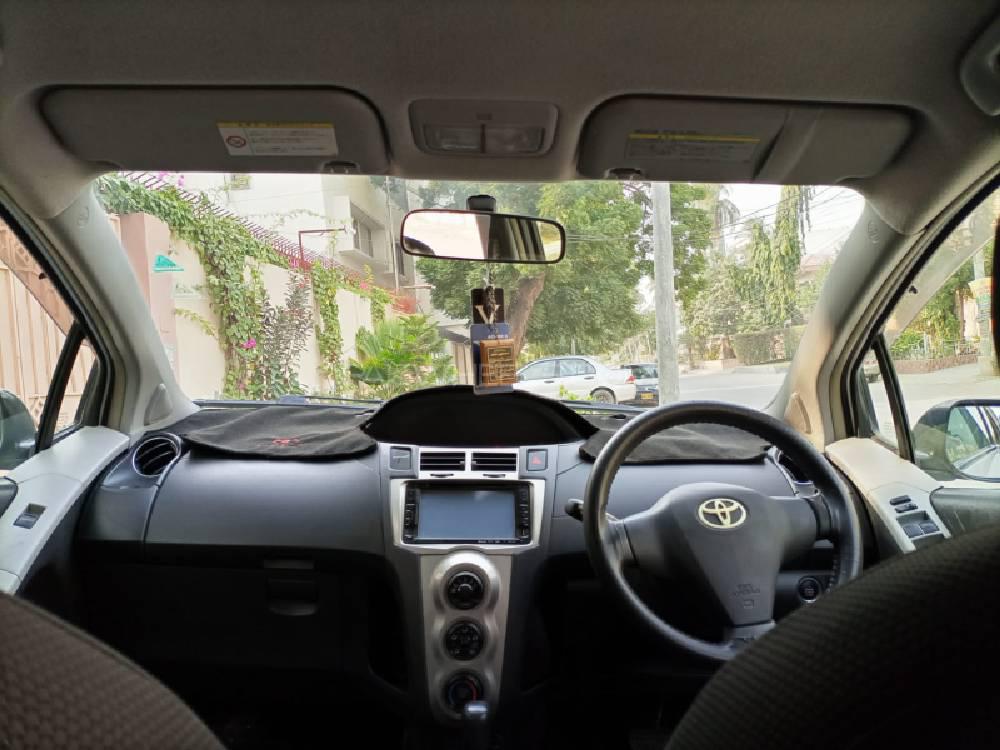 Toyota Vitz 2010 for Sale in Karachi Toyota Vitz 2010 for Sale in Karachi Image-9