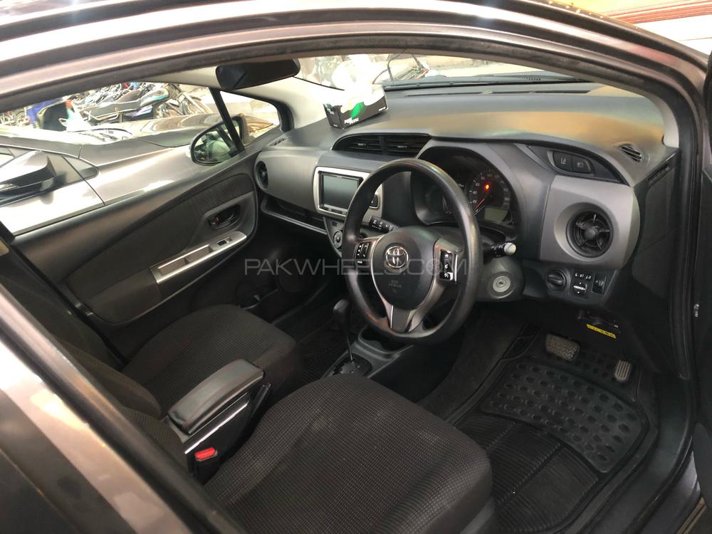 Toyota Vitz 2016 for Sale in Karachi Toyota Vitz 2016 for Sale in Karachi Image-5