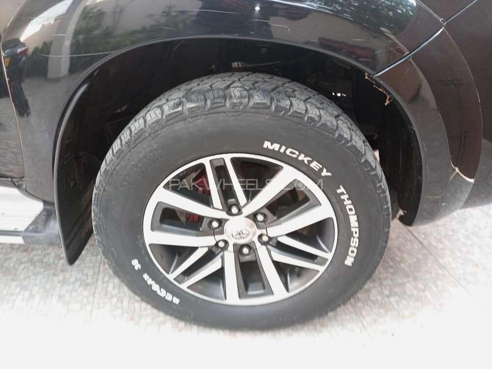 Toyota Hilux 2012 for Sale in Karachi Toyota Hilux 2012 for Sale in Karachi Image-15