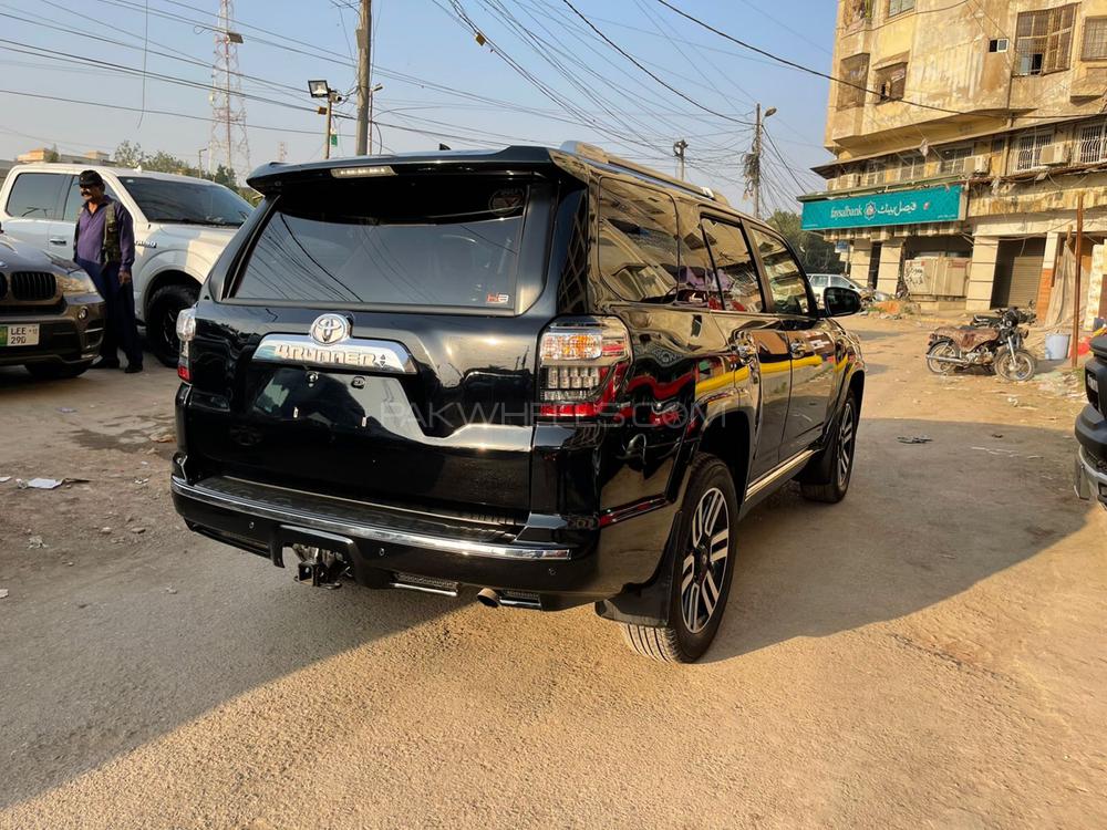 Toyota Surf 2017 for Sale in Karachi Toyota Surf 2017 for Sale in Karachi Image-7
