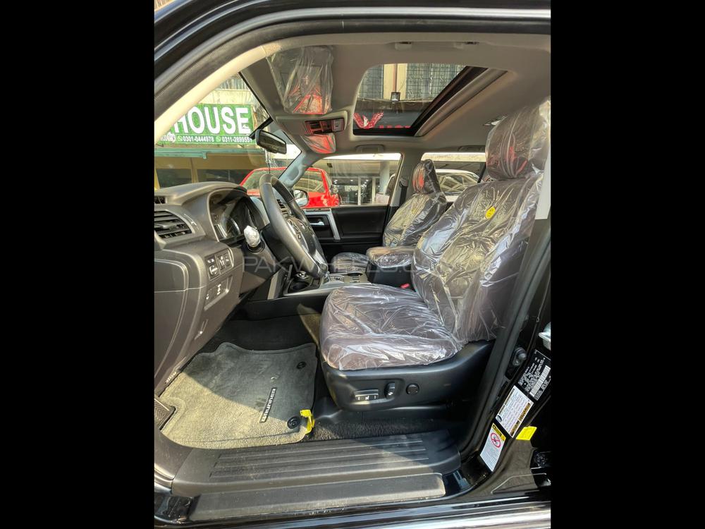 Toyota Surf 2017 for Sale in Karachi Toyota Surf 2017 for Sale in Karachi Image-9