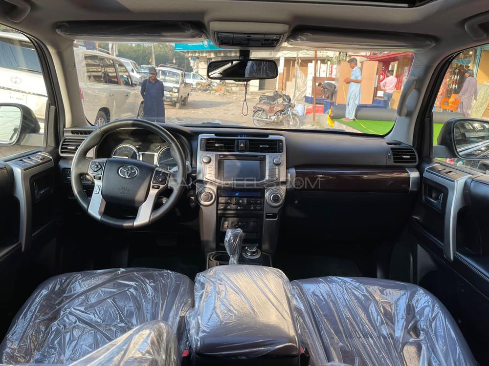 Toyota Surf 2017 for Sale in Karachi Toyota Surf 2017 for Sale in Karachi Image-12
