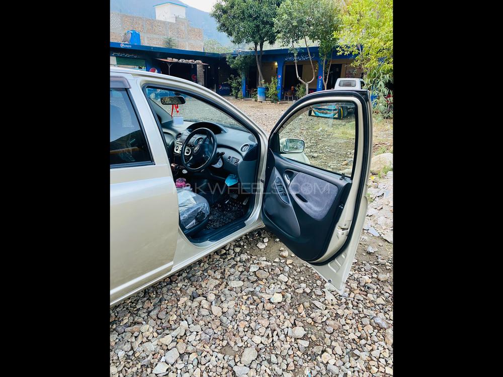 Toyota Vitz 2003 for Sale in Abbottabad Toyota Vitz 2003 for Sale in Abbottabad Image-4