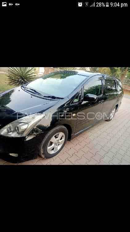 Toyota Wish 2007 for Sale in Lahore Toyota Wish 2007 for Sale in Lahore Image-4