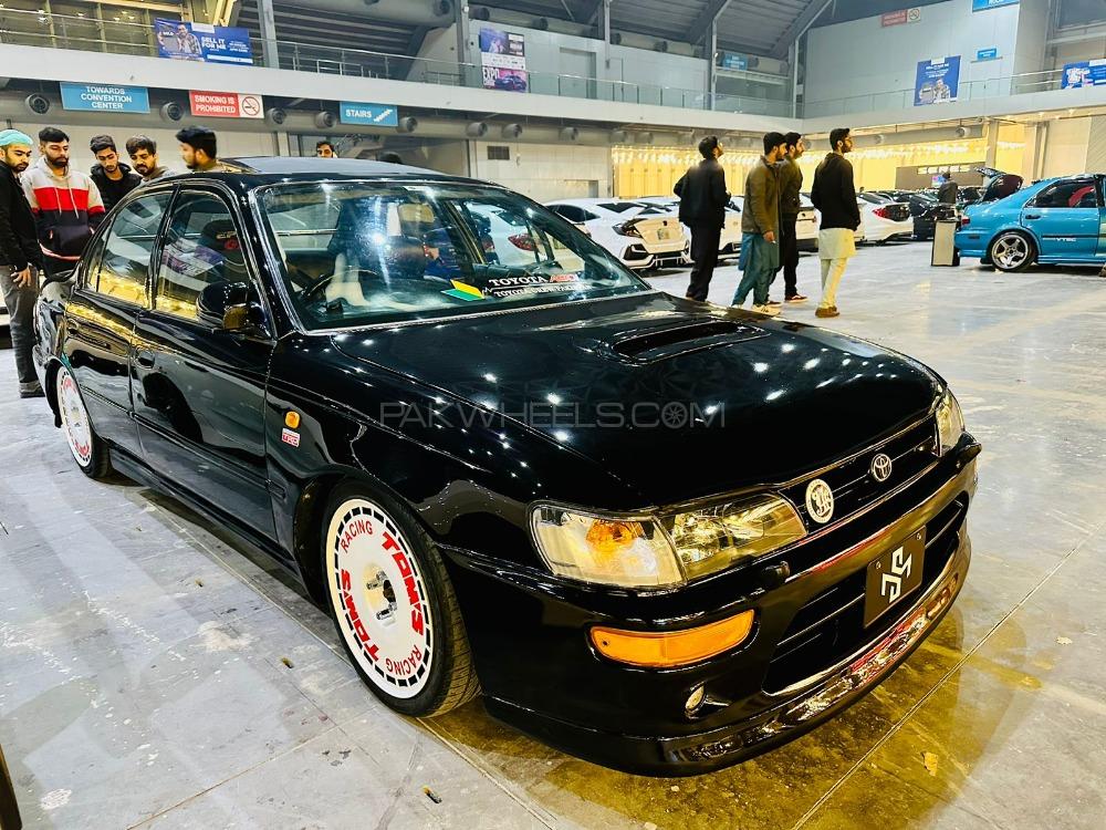 Toyota Corolla - 2000  Image-1