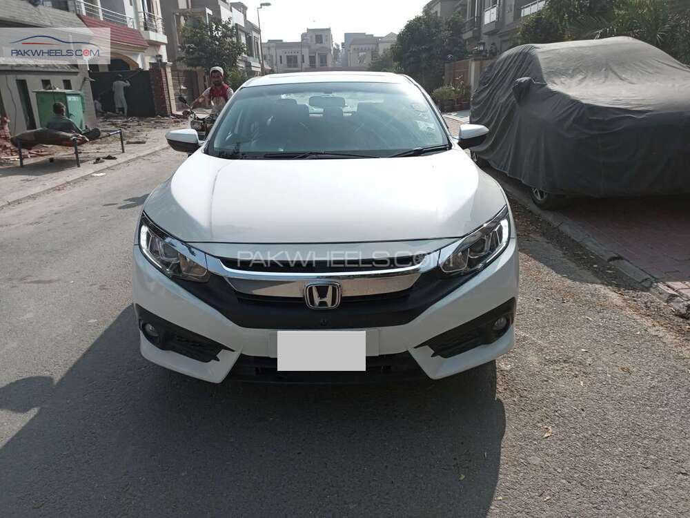 Honda Civic 2018 for Sale in Lahore Image-1