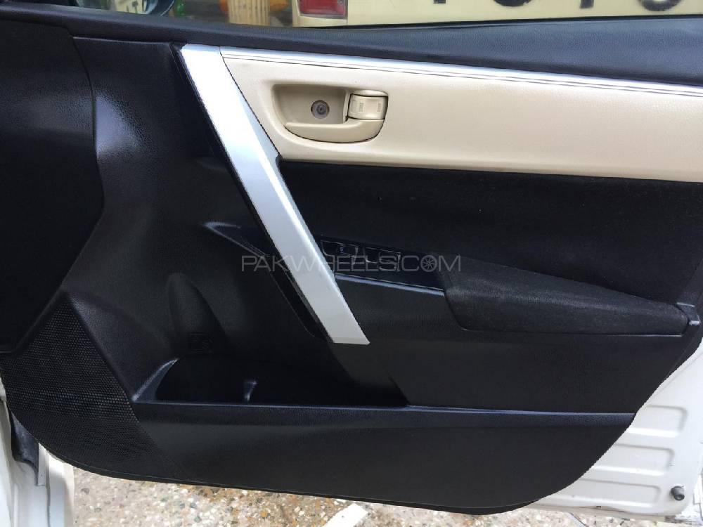 Toyota Corolla 2014 for Sale in Peshawar Toyota Corolla 2014 for Sale in Peshawar Image-13