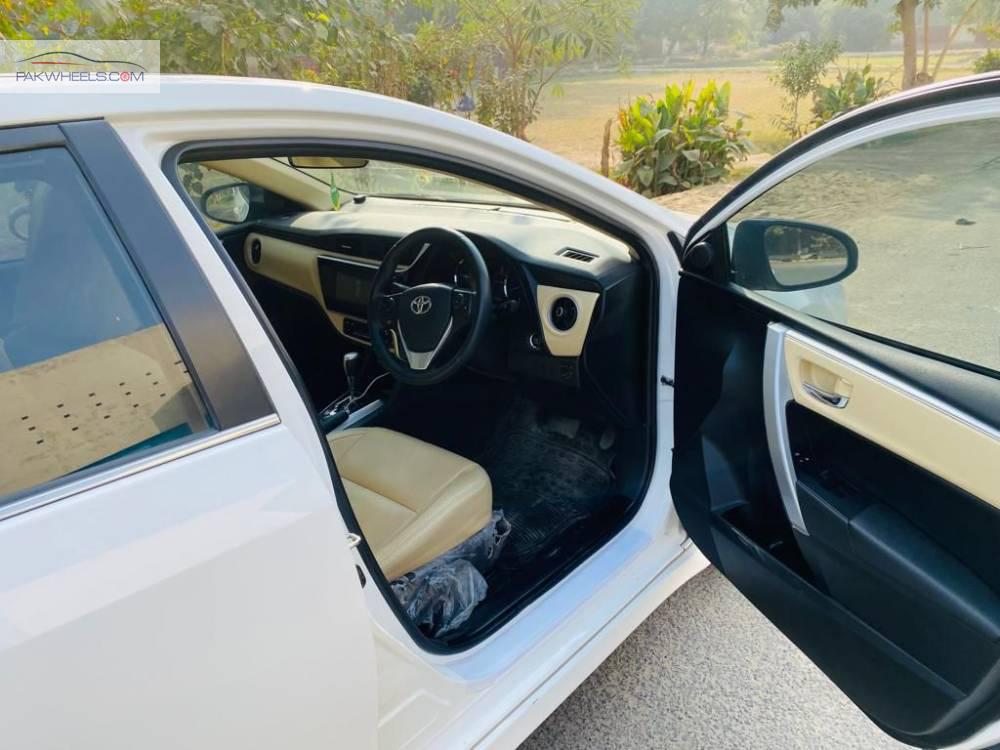 Toyota Corolla 2019 for Sale in Lahore Toyota Corolla 2019 for Sale in Lahore Image-14