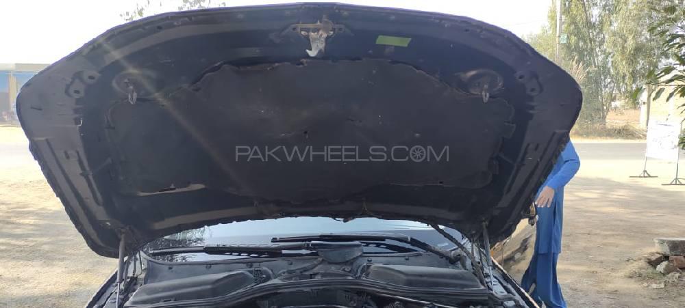 BMW 5 Series 2004 for Sale in Bhalwal BMW 5 Series 2004 for Sale in Bhalwal Image-11