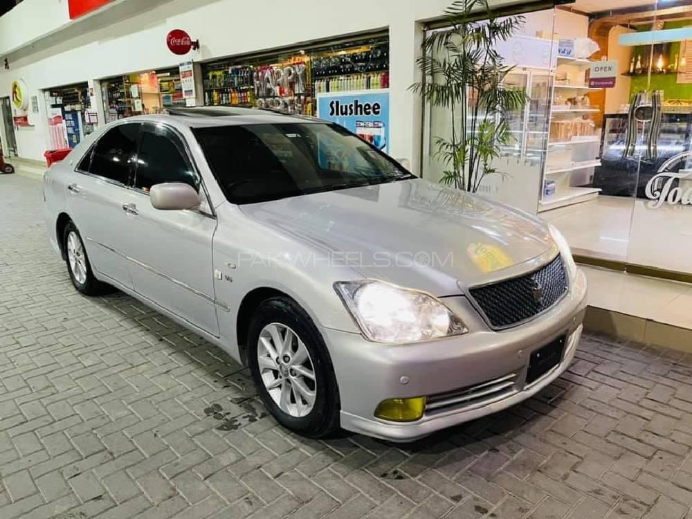 Toyota Crown 2005 for Sale in Islamabad Toyota Crown 2005 for Sale in Islamabad Image-16