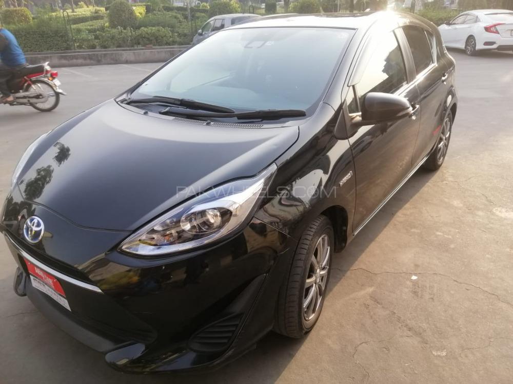 ٹویوٹا اکوا 2017 for Sale in گجرانوالہ ٹویوٹا اکوا 2017 for Sale in گجرانوالہ Image-3