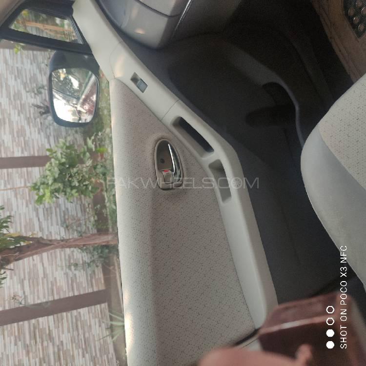 Toyota Vitz 2009 for Sale in Rawalpindi Toyota Vitz 2009 for Sale in Rawalpindi Image-16