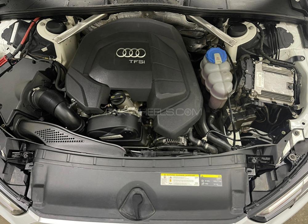 Audi A4 2016 for Sale in Sialkot Audi A4 2016 for Sale in Sialkot Image-7