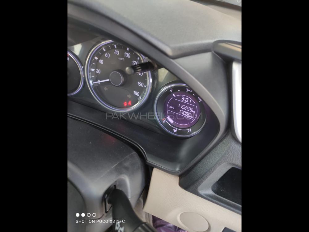 Honda BR-V 2018 for Sale in Gujranwala Honda BR-V 2018 for Sale in Gujranwala Image-2