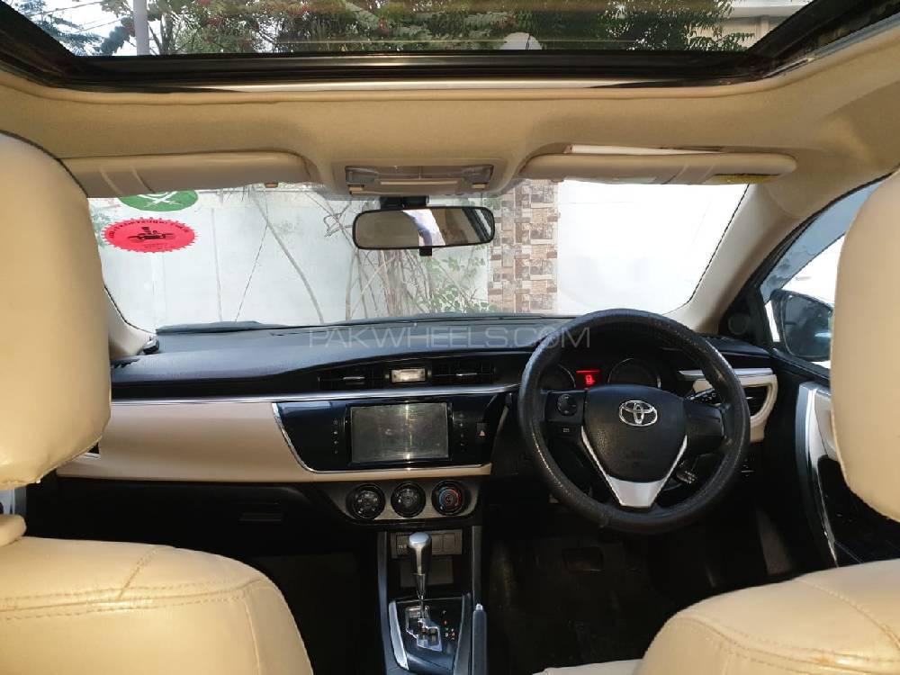 Toyota Corolla 2015 for Sale in Karachi Toyota Corolla 2015 for Sale in Karachi Image-2