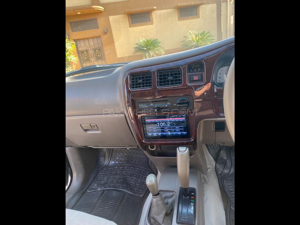 Toyota Hilux 2003 for Sale in Peshawar Toyota Hilux 2003 for Sale in Peshawar Image-7