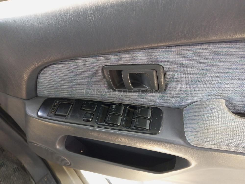 Toyota Surf 1996 for Sale in Lahore Toyota Surf 1996 for Sale in Lahore Image-7