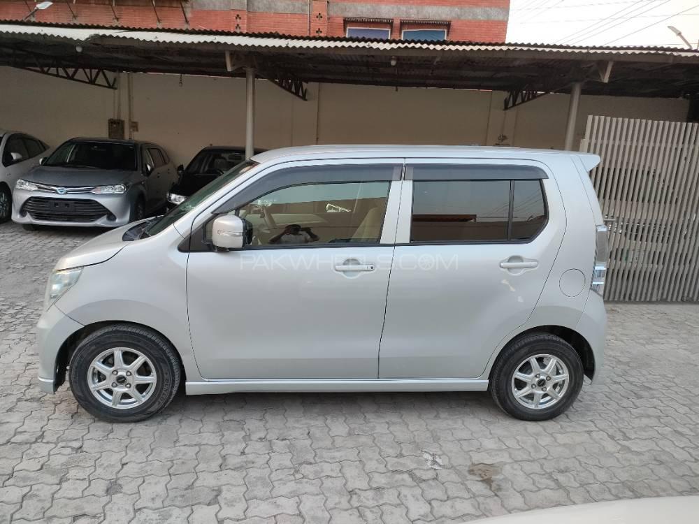 Mazda Flair 2015 for Sale in Lahore Mazda Flair 2015 for Sale in Lahore Image-10